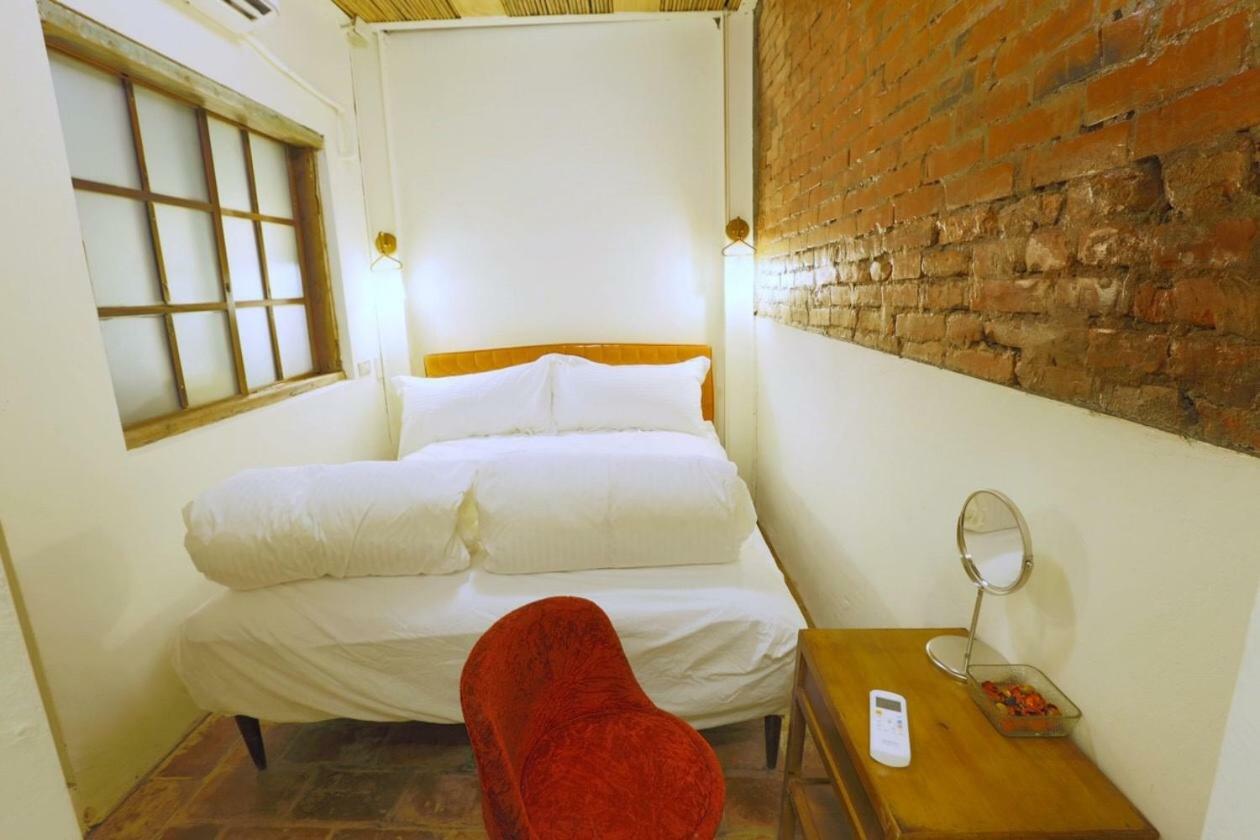 台南赤崁月樓tainan Moon House Inn Ngoại thất bức ảnh